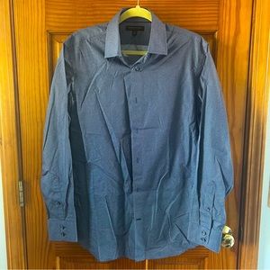 Banana Republic Men’s Medium Non-Iron Slim Fit Blue Dot Dress Shirt